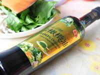 做料理食材要新鮮，也要好的油品，泰山橄欖油，健康好理由!